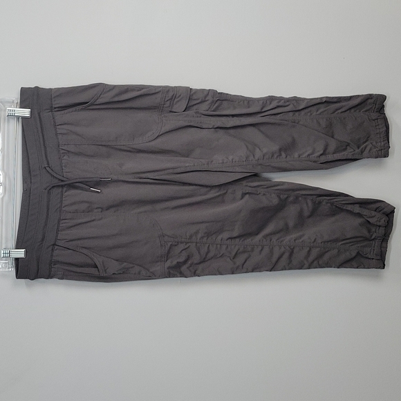 The North Face Pull On Ribbed Drawstring Waist Cropped Pants Gray - Picture 1 of 11